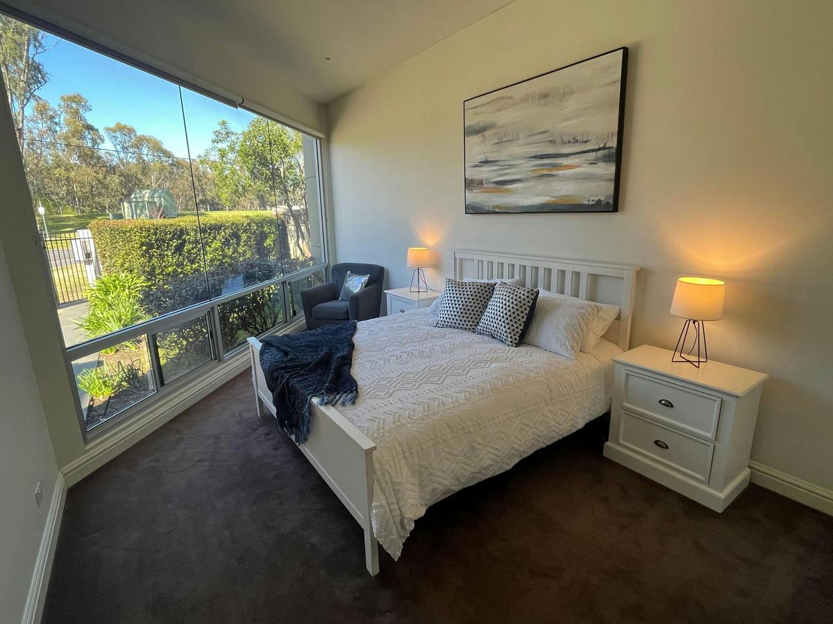 Bedroom 2 - King