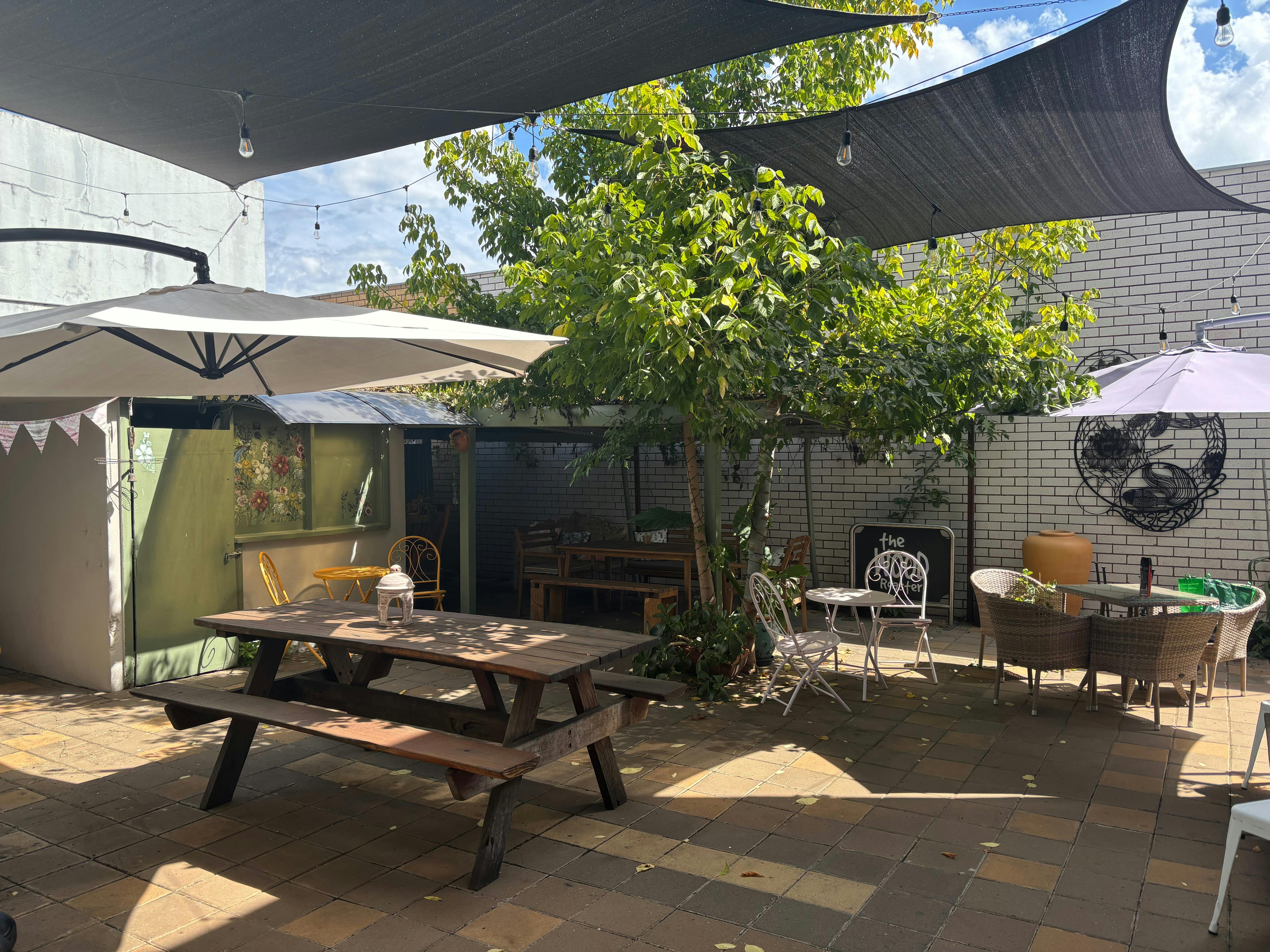 Lighthouse Coffee Courtyard