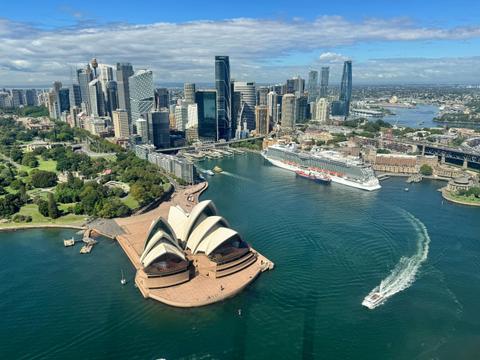 Circular Quay and Sydney Opera House up close