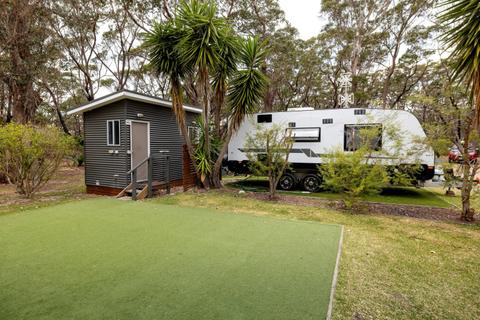 Powered, grassy ensuite site