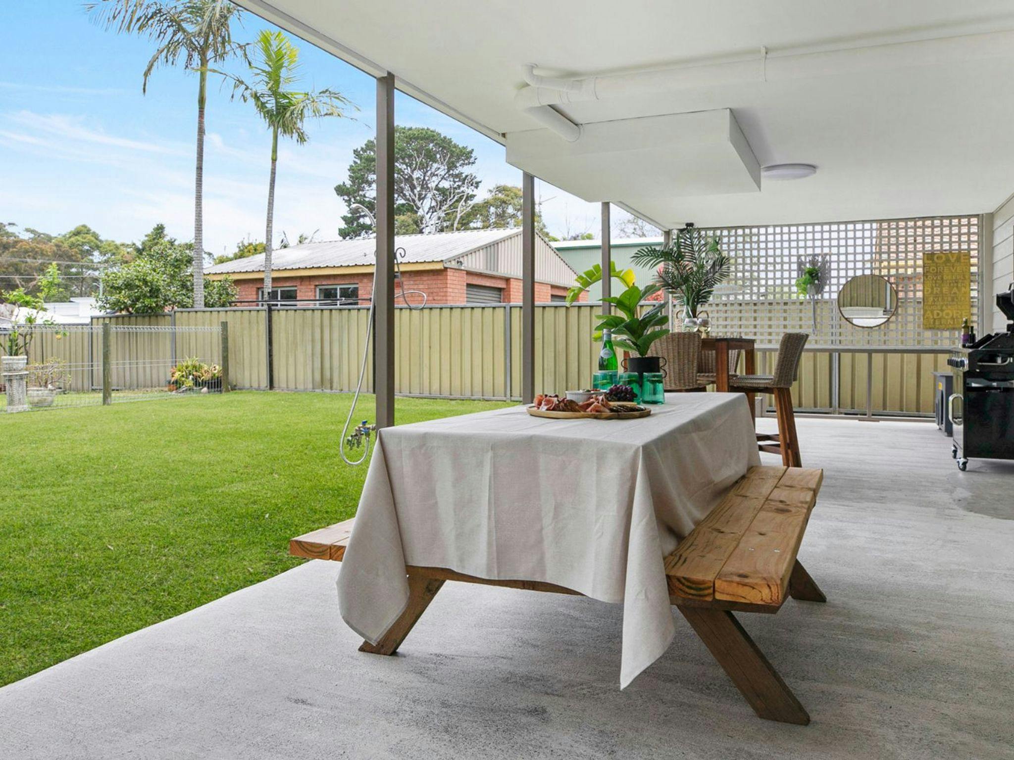 Large fenced backyard | 10km to Hare Point walking track