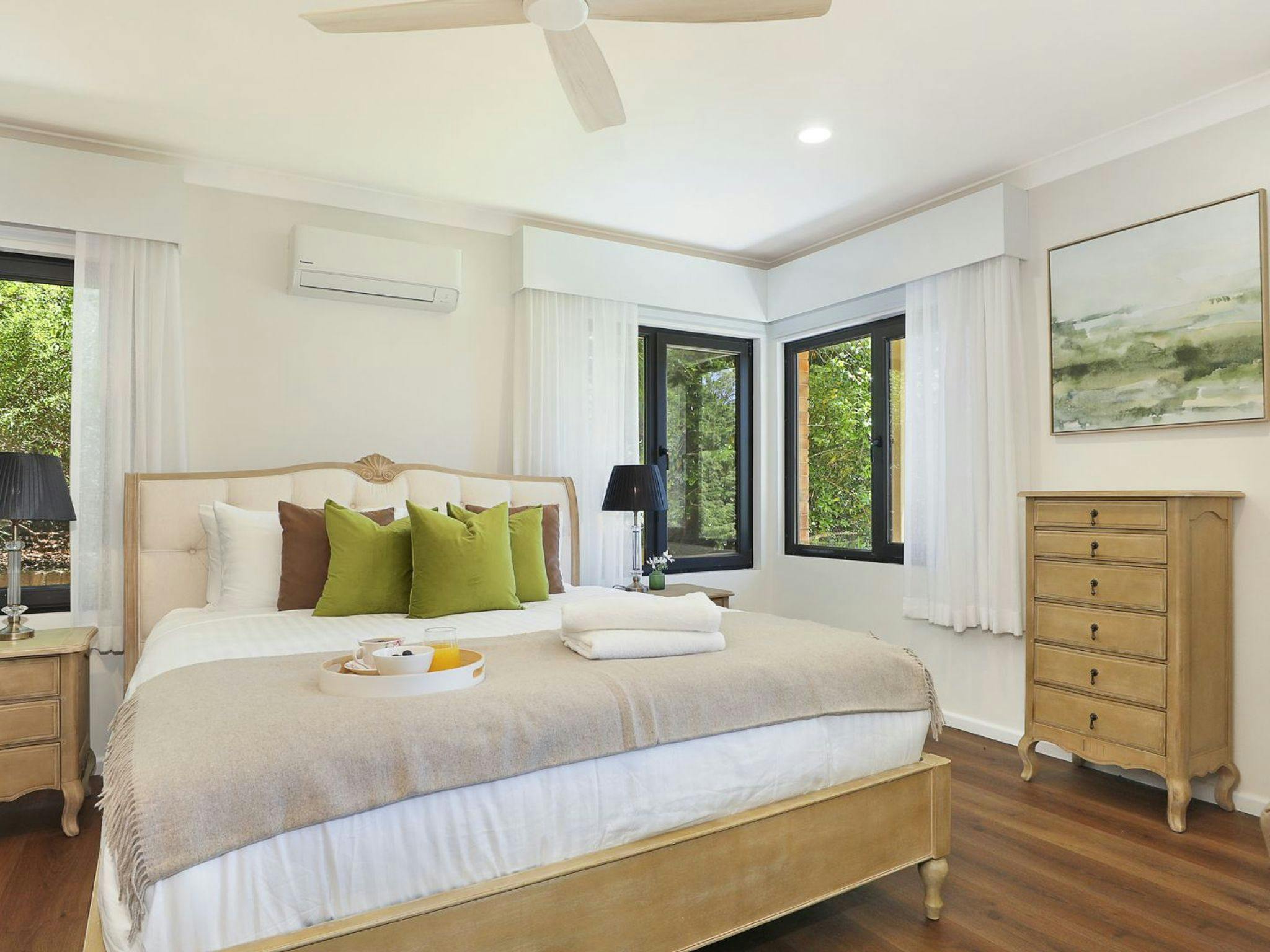 Goolara | Bedroom 1 | King | Ensuite with bath | Standup office desk with monitor | Wi-Fi | Views of