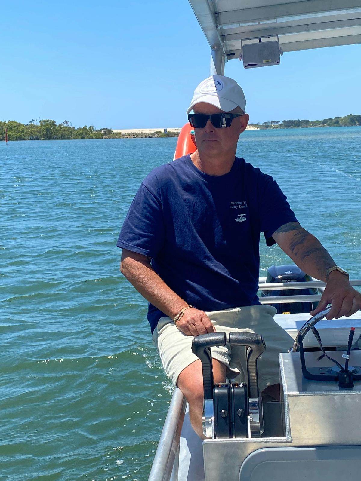Manning River Ferry Services