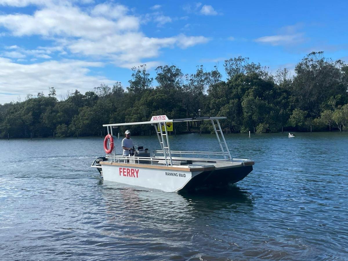 Manning River Ferry Services