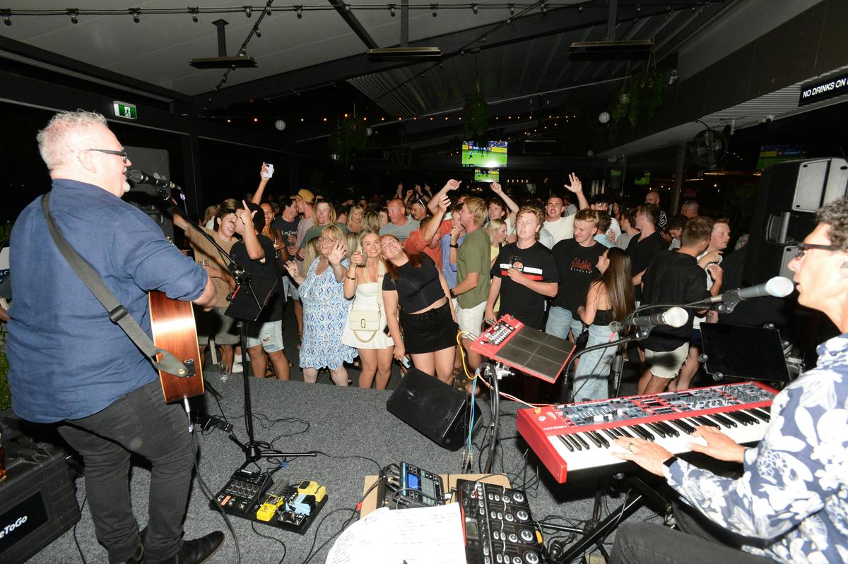 Andrew Wishart The X-Factor Australia performs live and free at Mulwala Water Ski Club.