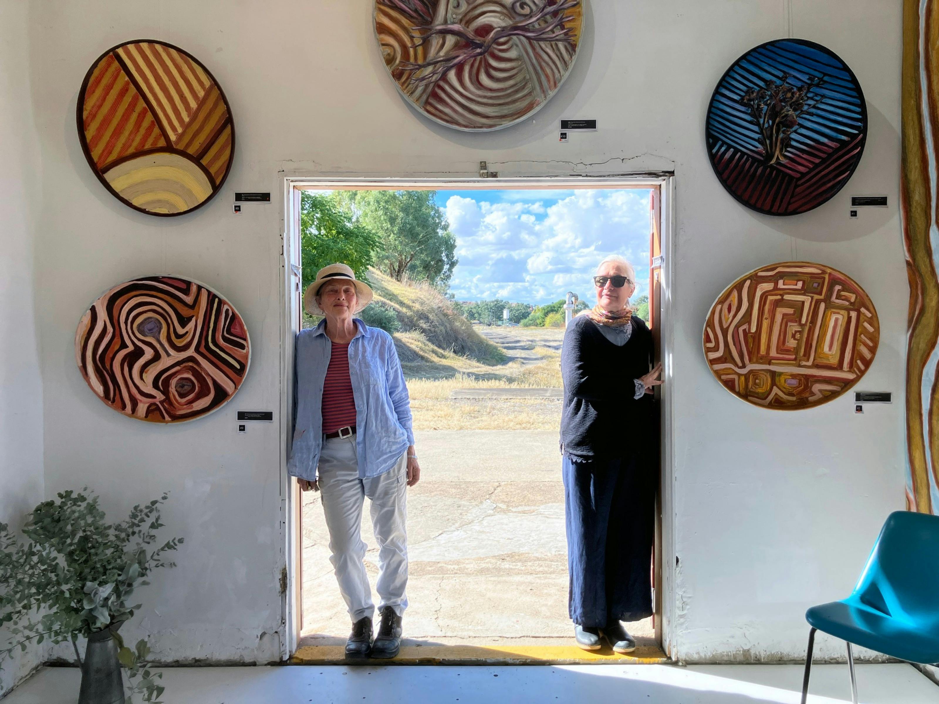 Cowra Micro Gallery edit