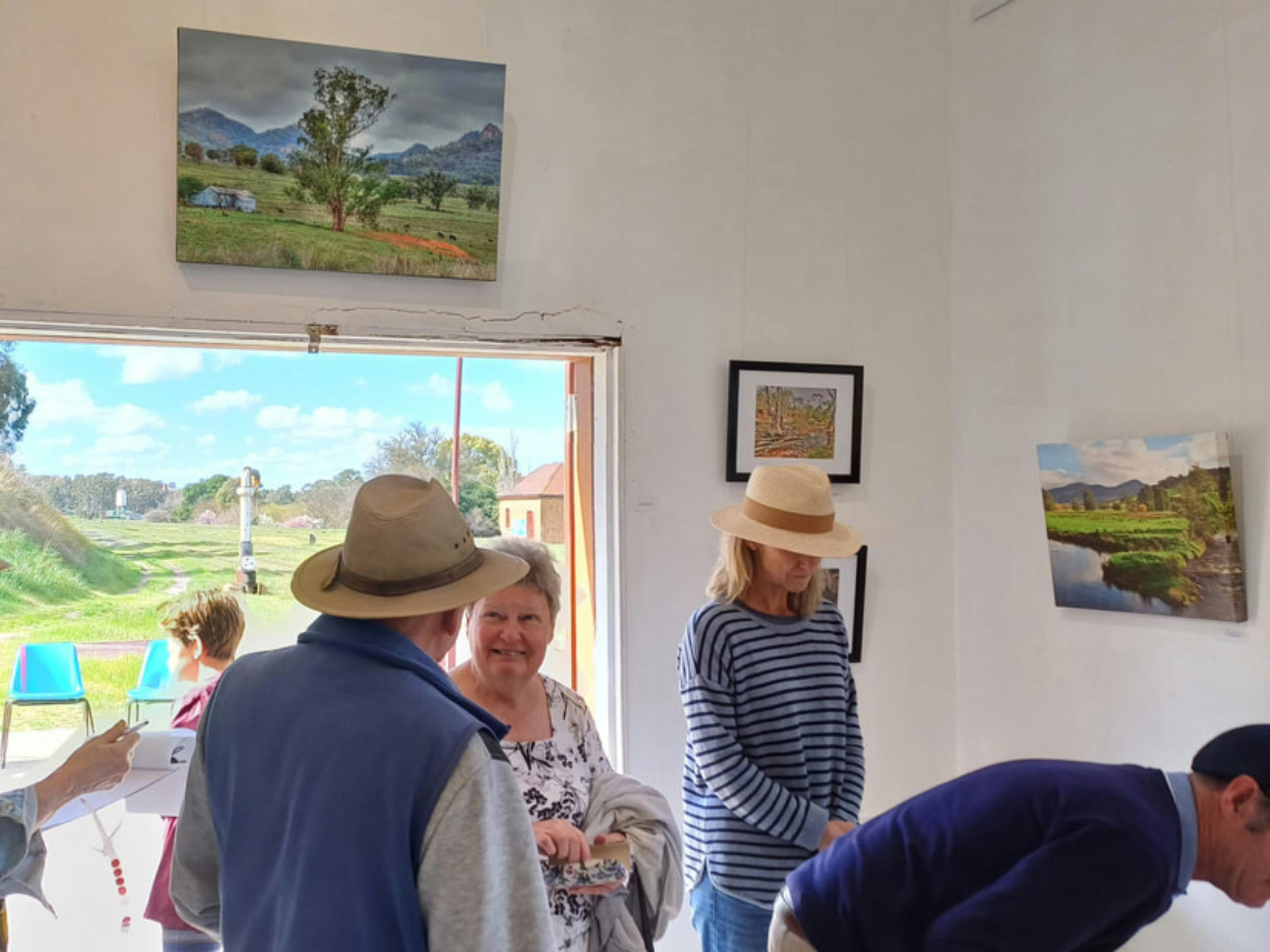 Cowra Micro Gallery edit