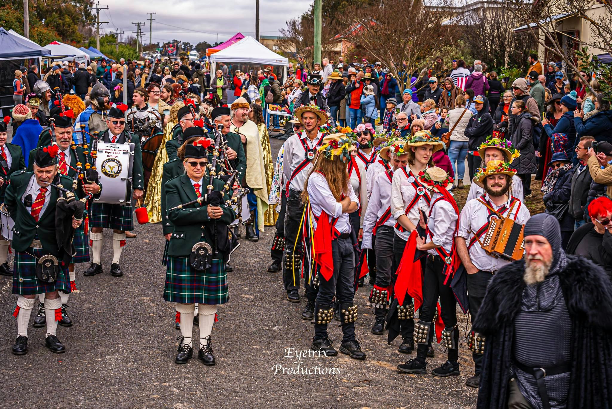 The grand parade led by the Canobolas Highland Pipe Band