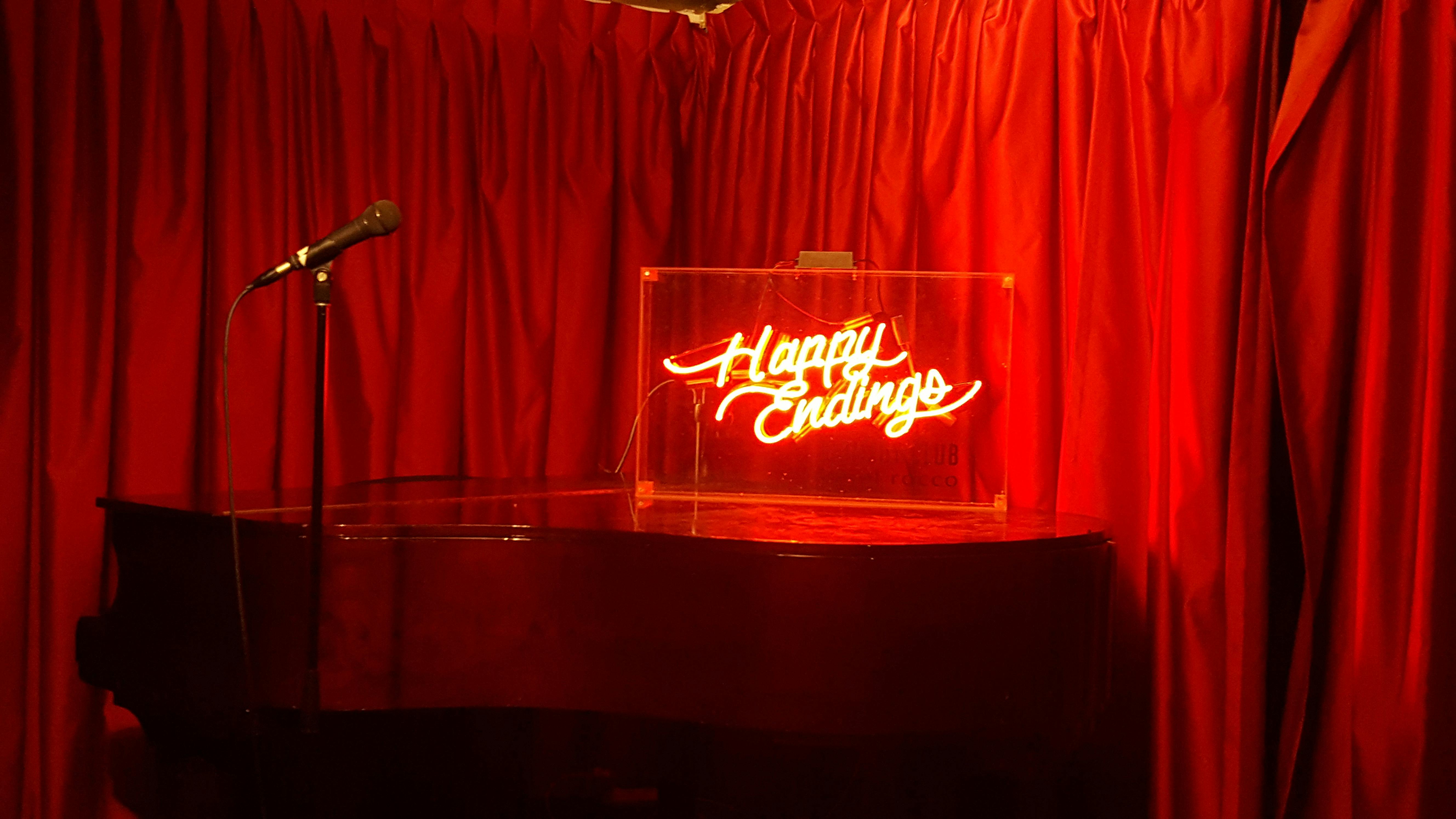 An intimate Sydney Comedy Club in a NYC-style jazz cellar