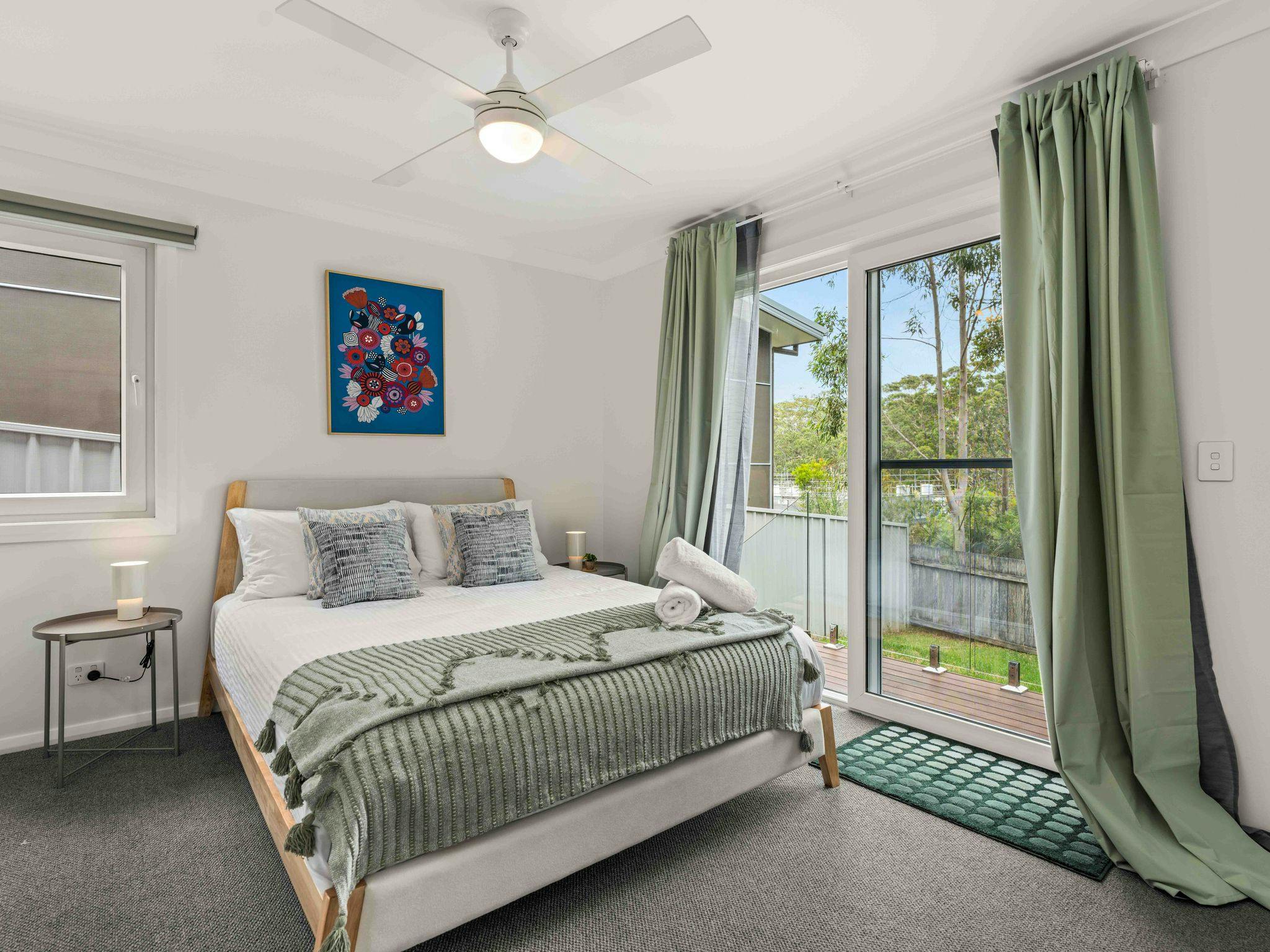 Blenheim Breeze by Experience Jervis Bay