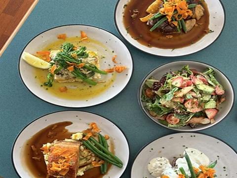 Crossroads Restaurant and Bar