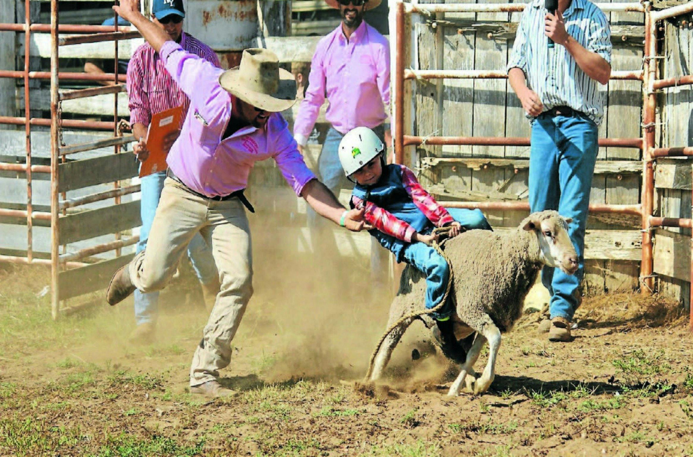 Dunedoo Show