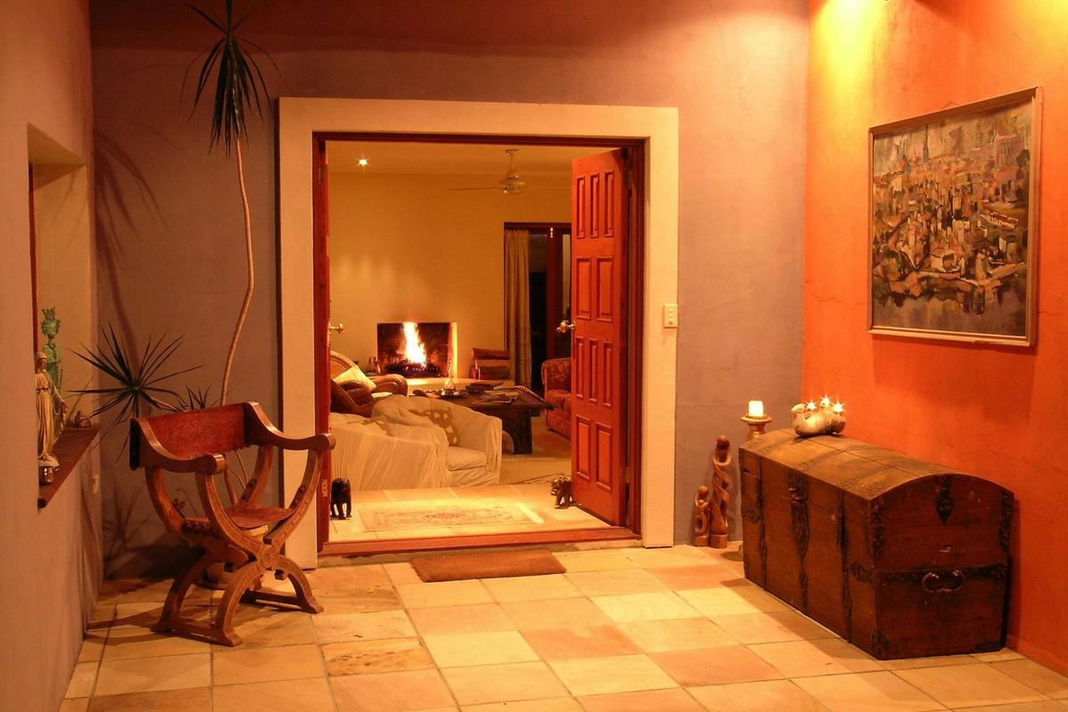 CasaBelle Entrance