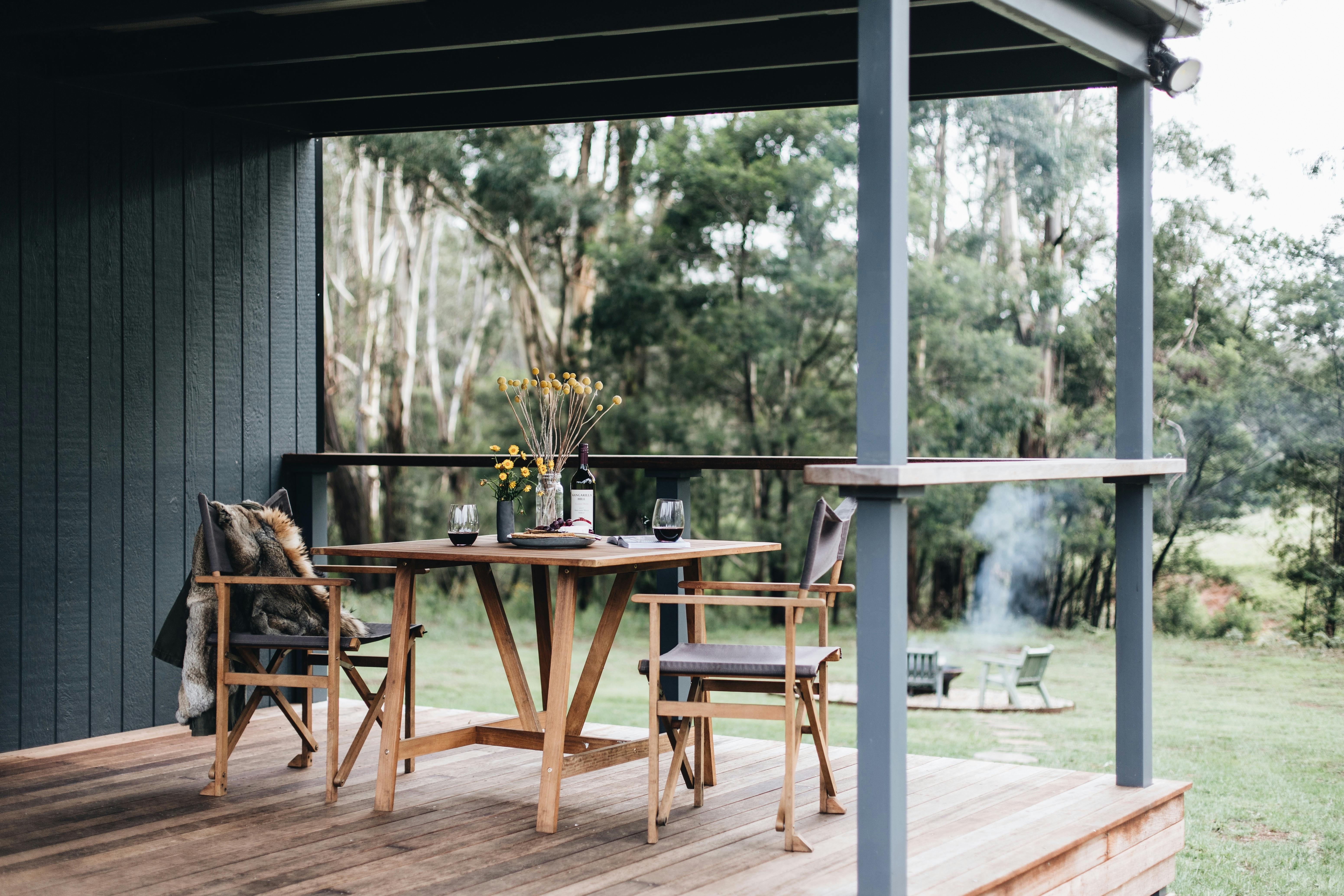 Sun drenched outdoor entertaining area, with BBQ  and stand up bar for sunset drinks