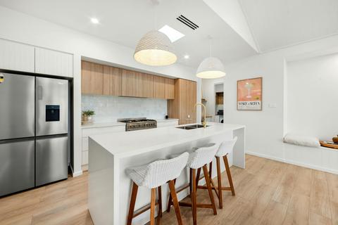 Runaway at Callala Beach