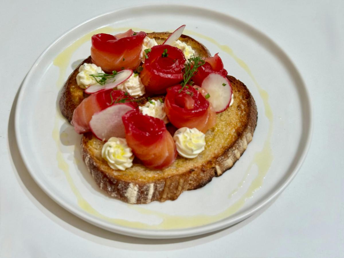 "Salmon Gravlax"