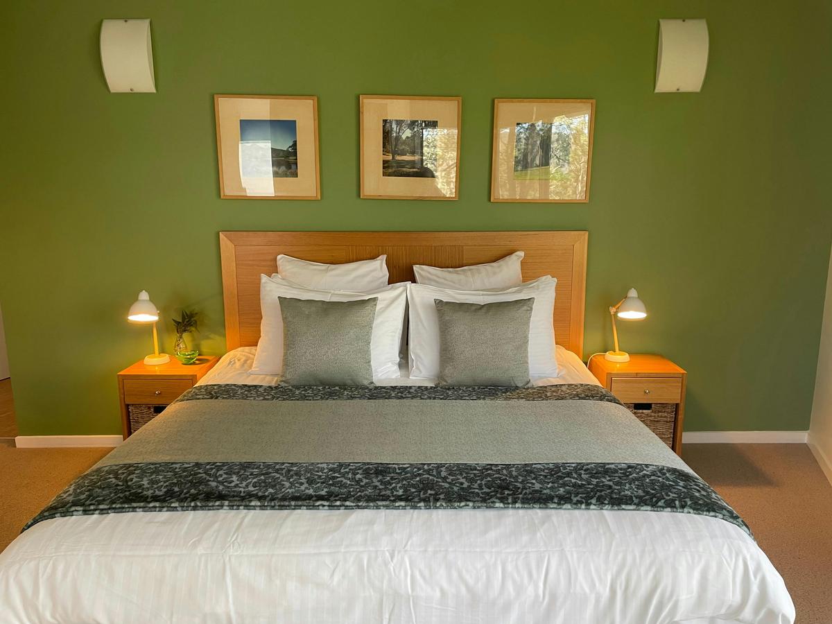 Cosy bedroom with king size bed