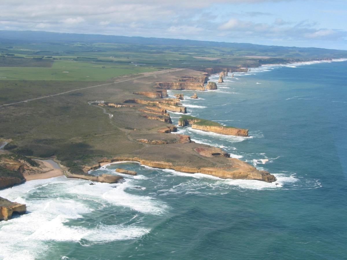 12 Apostles and Loch Ard Gorge