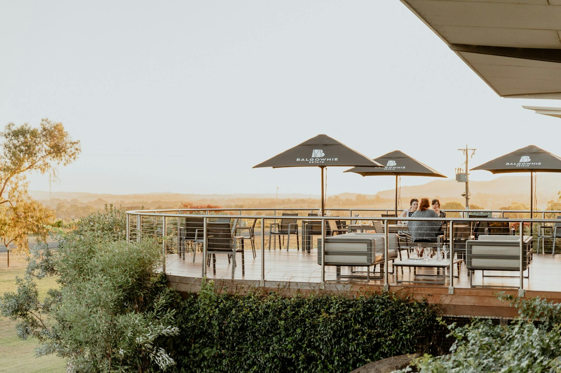 yarra valley restaurant and cellar door outdoor seating area