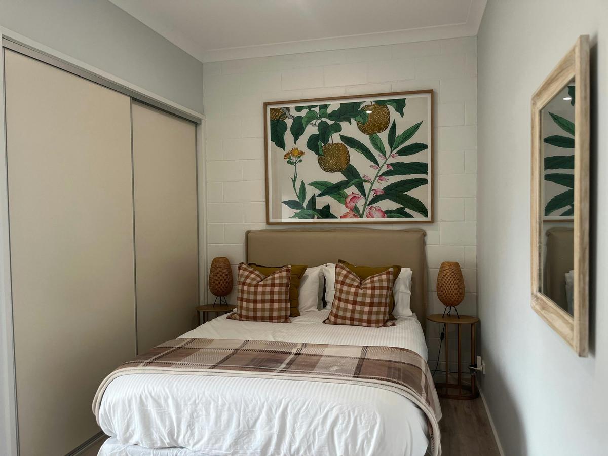 Queen bed, extra linen and large cupboard with bath robes and complimentary slippers