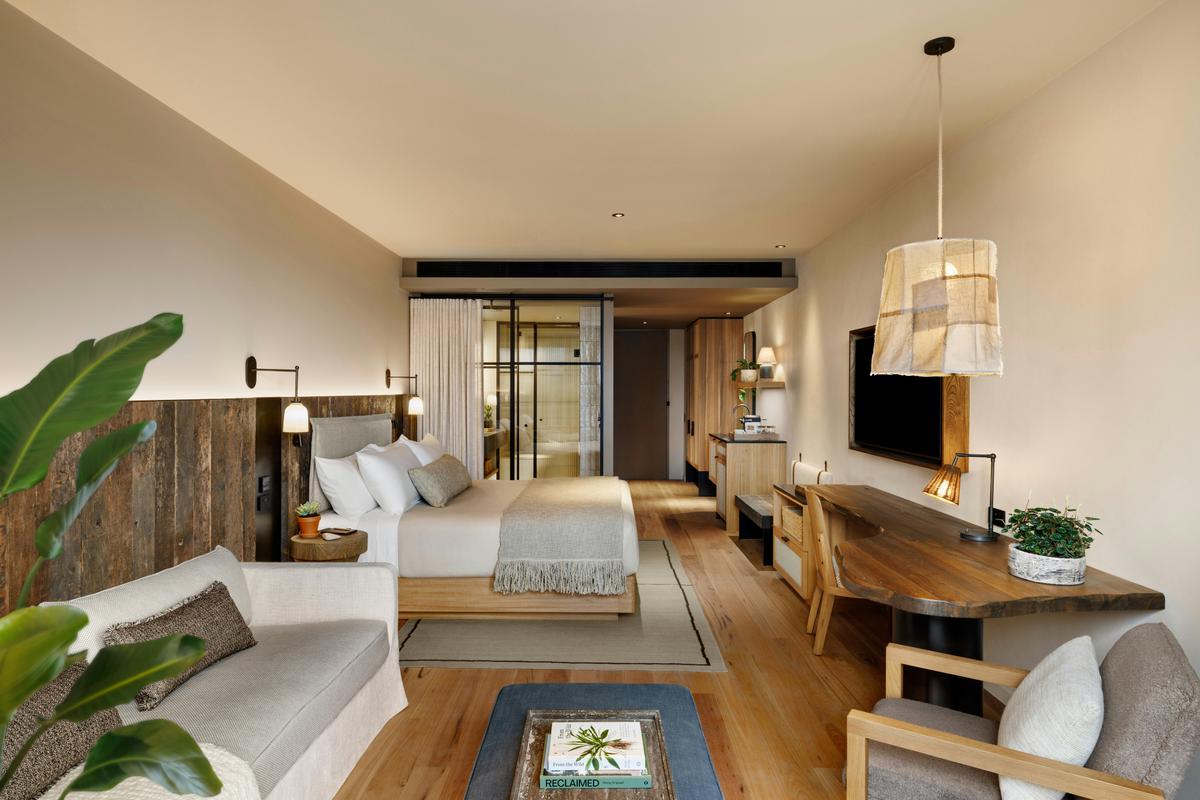 River King into room