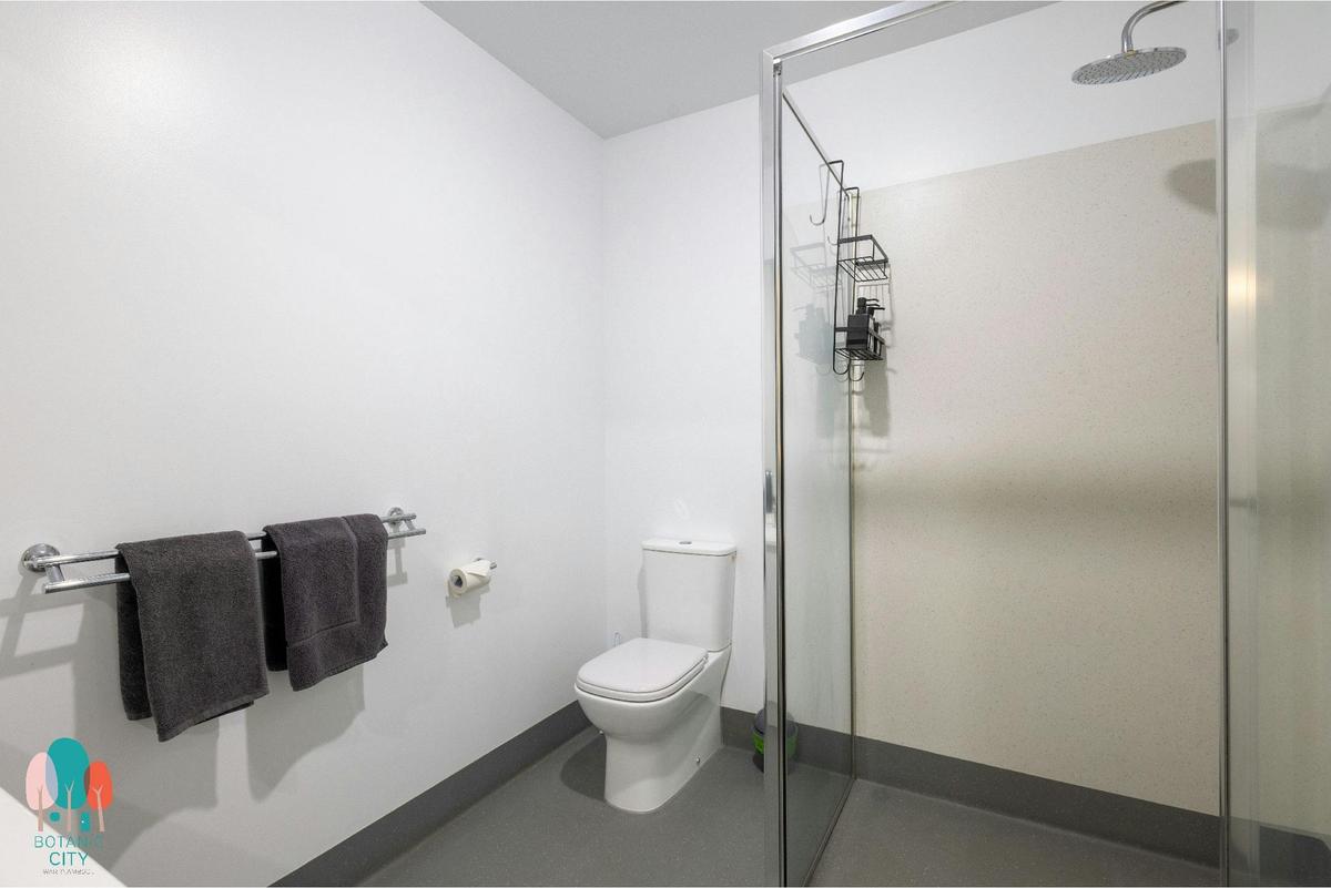 2 Bedroom Apartment Bathroom 1