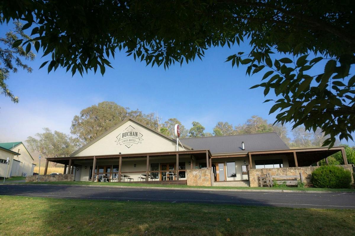 Buchan Caves Hotel