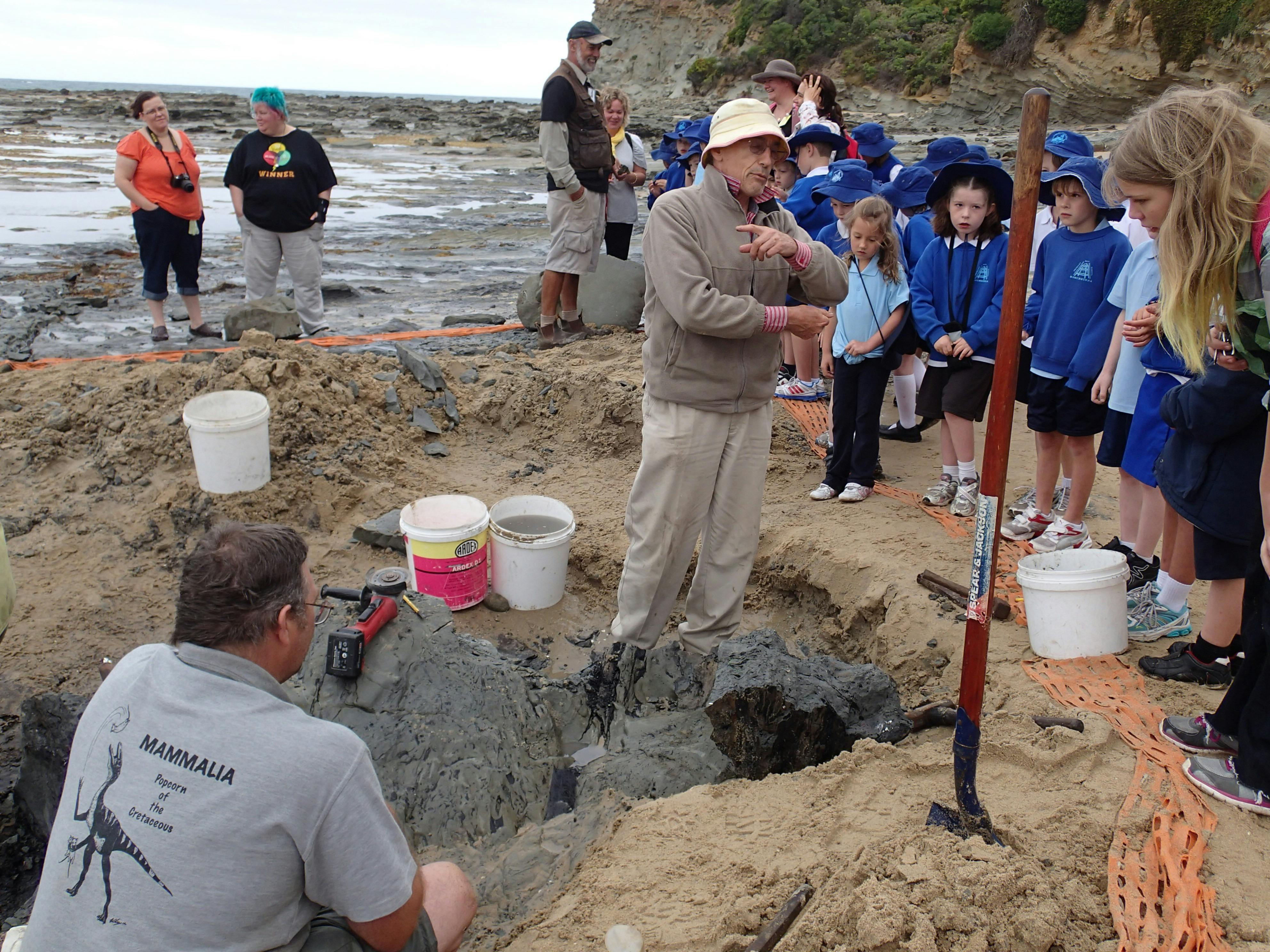 Dinosaur Dreaming Dig Site with vistors!