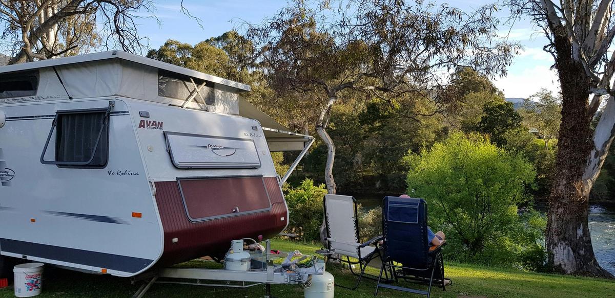 Eildon_Riverside Powered Site_02