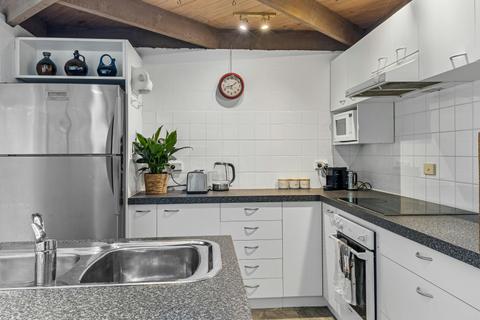 A Sand and Sea Retreat