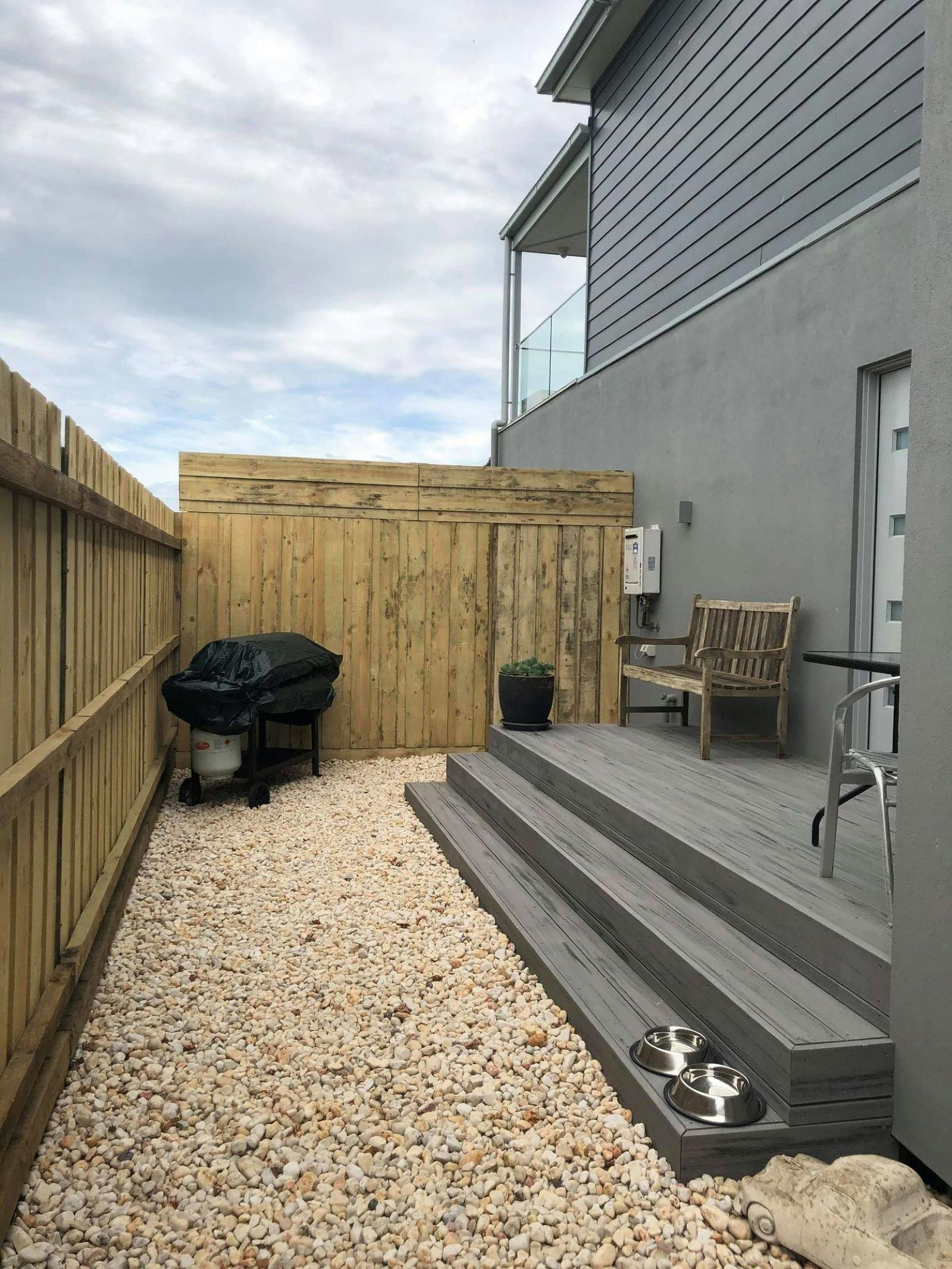 Court yard - private