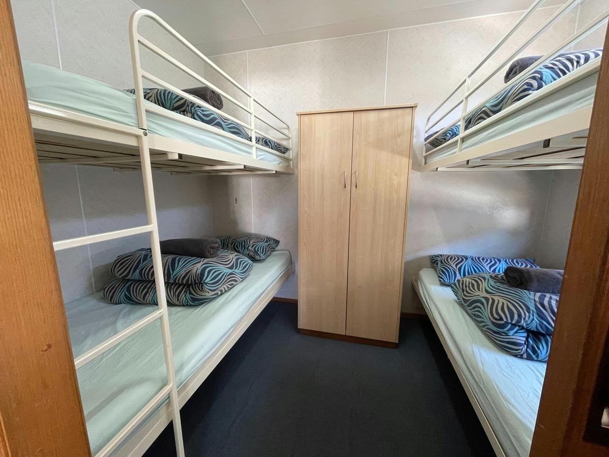 Executive cabin bunk room