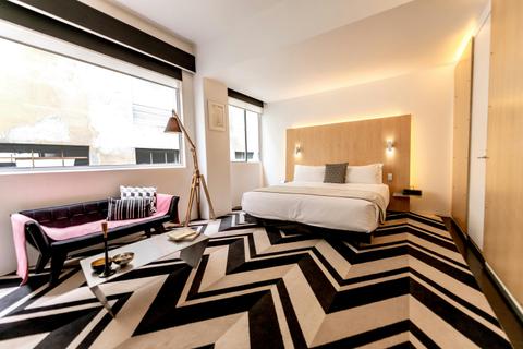 Premier King Room