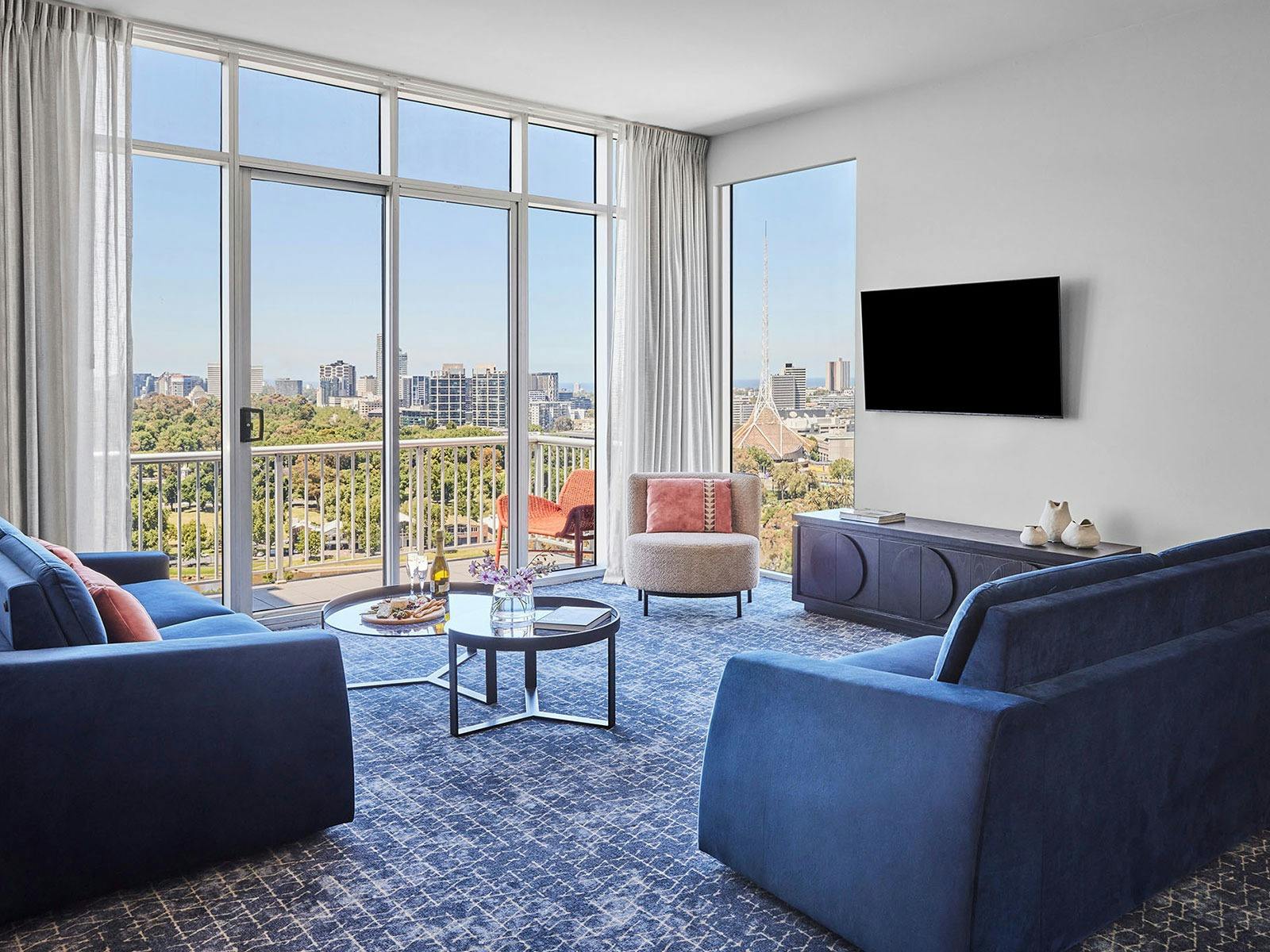 Adina Apartment Hotel Lounge room