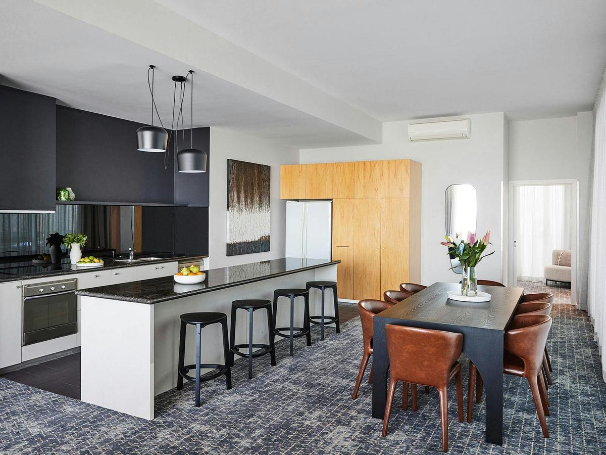 Adina Apartment Hotel Melbourne on Flinders Street