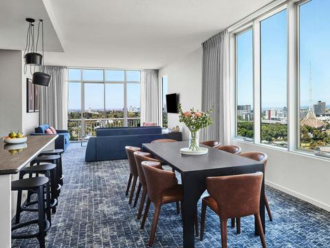 Adina Apartment Hotel Melbourne on Flinders Street