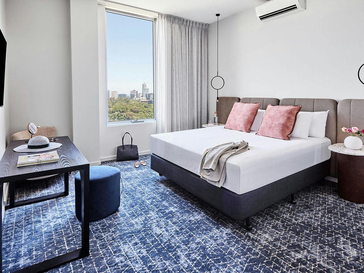 Adina Apartment Hotel Melbourne on Flinders Street
