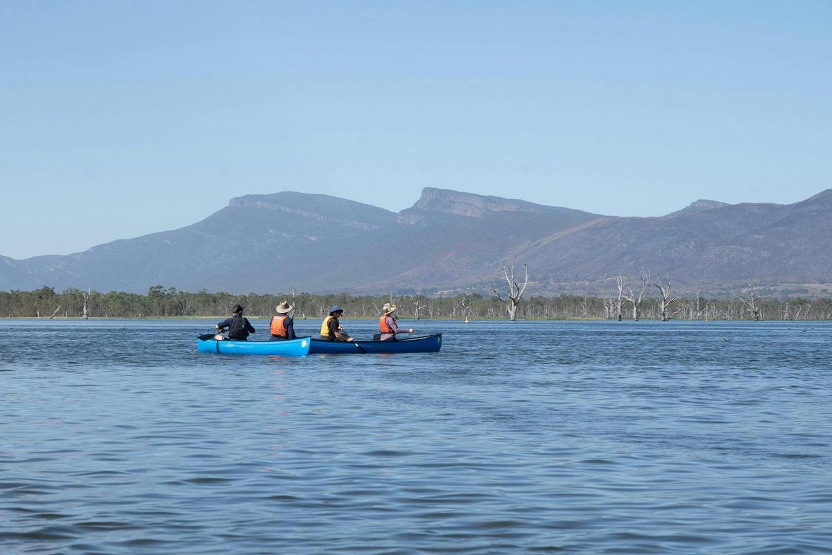 Lake Fyans Canoe Experience - Beginner