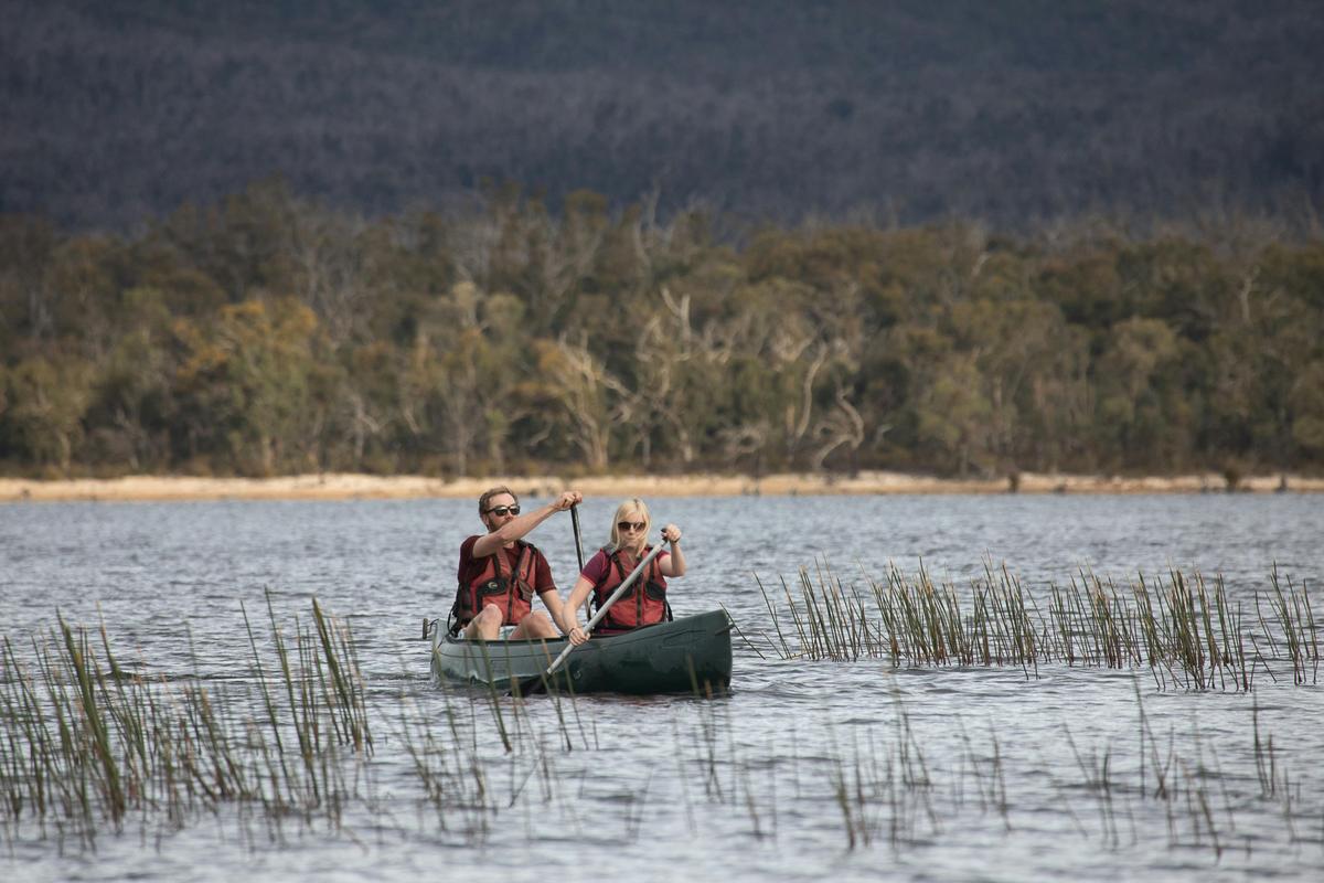 Canoeing on a lake in the Grampians
