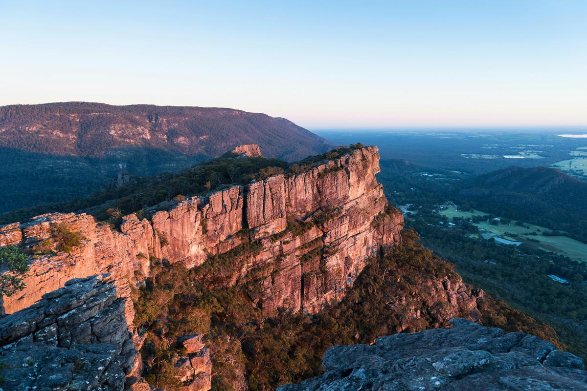 Stunning early morning views in the Grampians