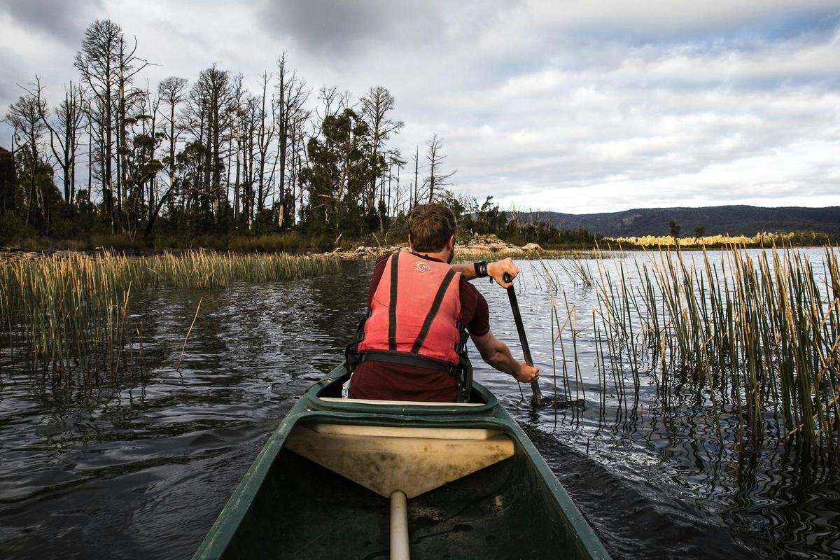 Canoeing on a lake in the Grampians