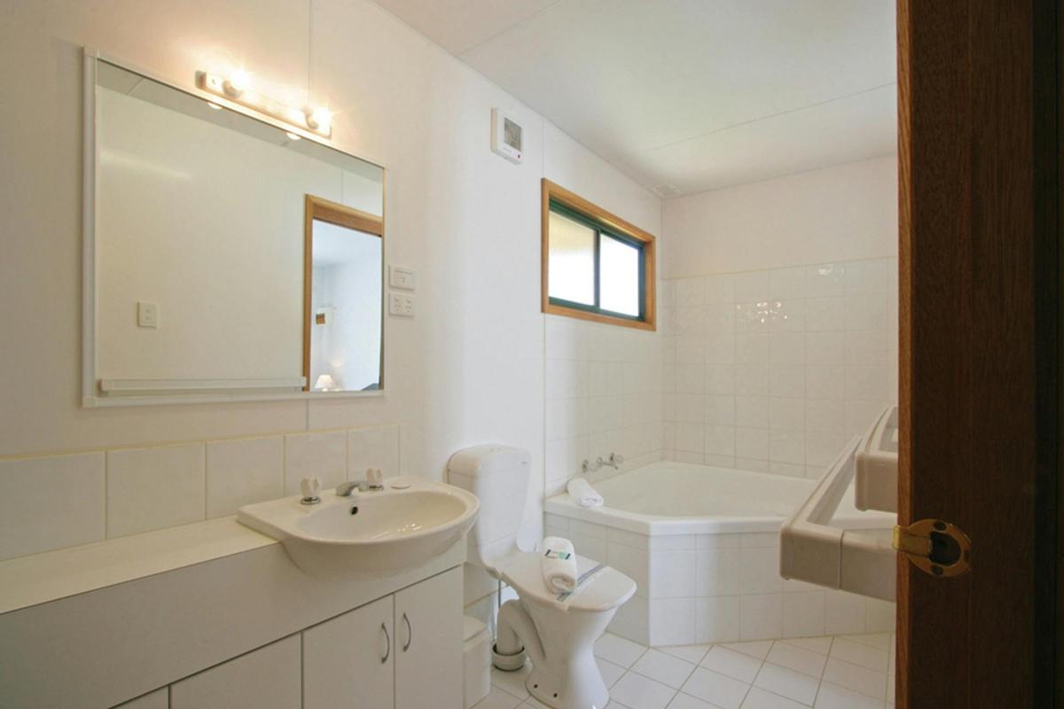 Spa Superior Cabin