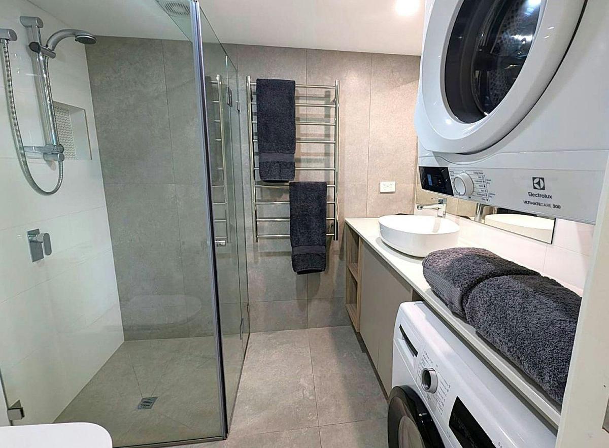 Washers & dryers in all apartments