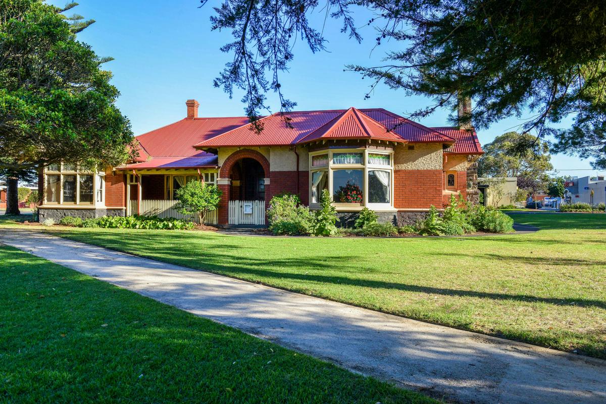 Altona Homestead in Logan Reserve, Altona