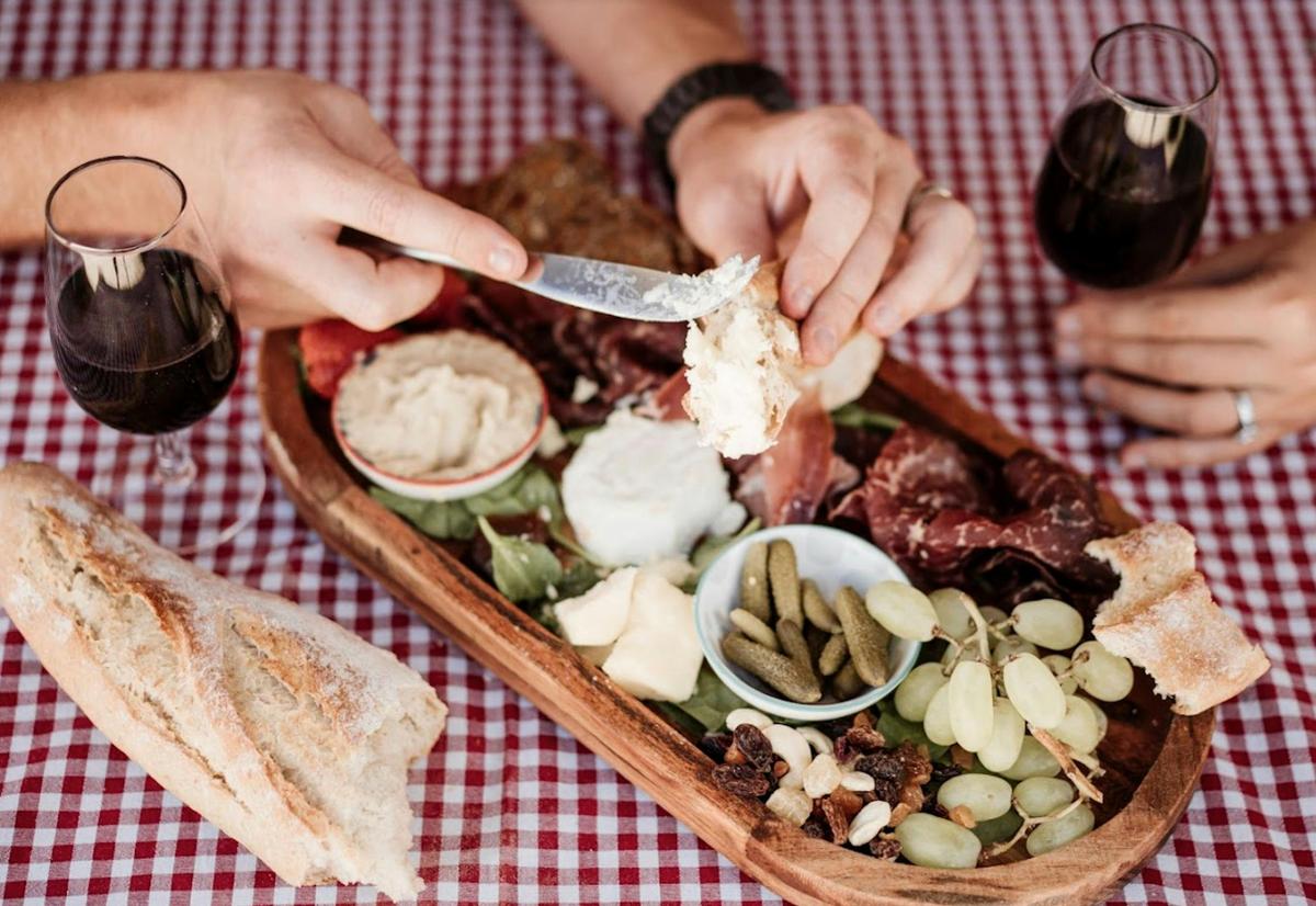 Food on an AmazingCo Picnic