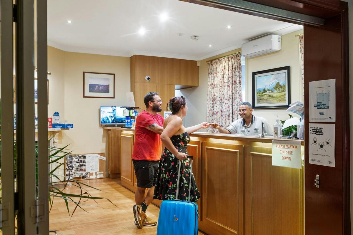 Welcome to Alzburg Resort
