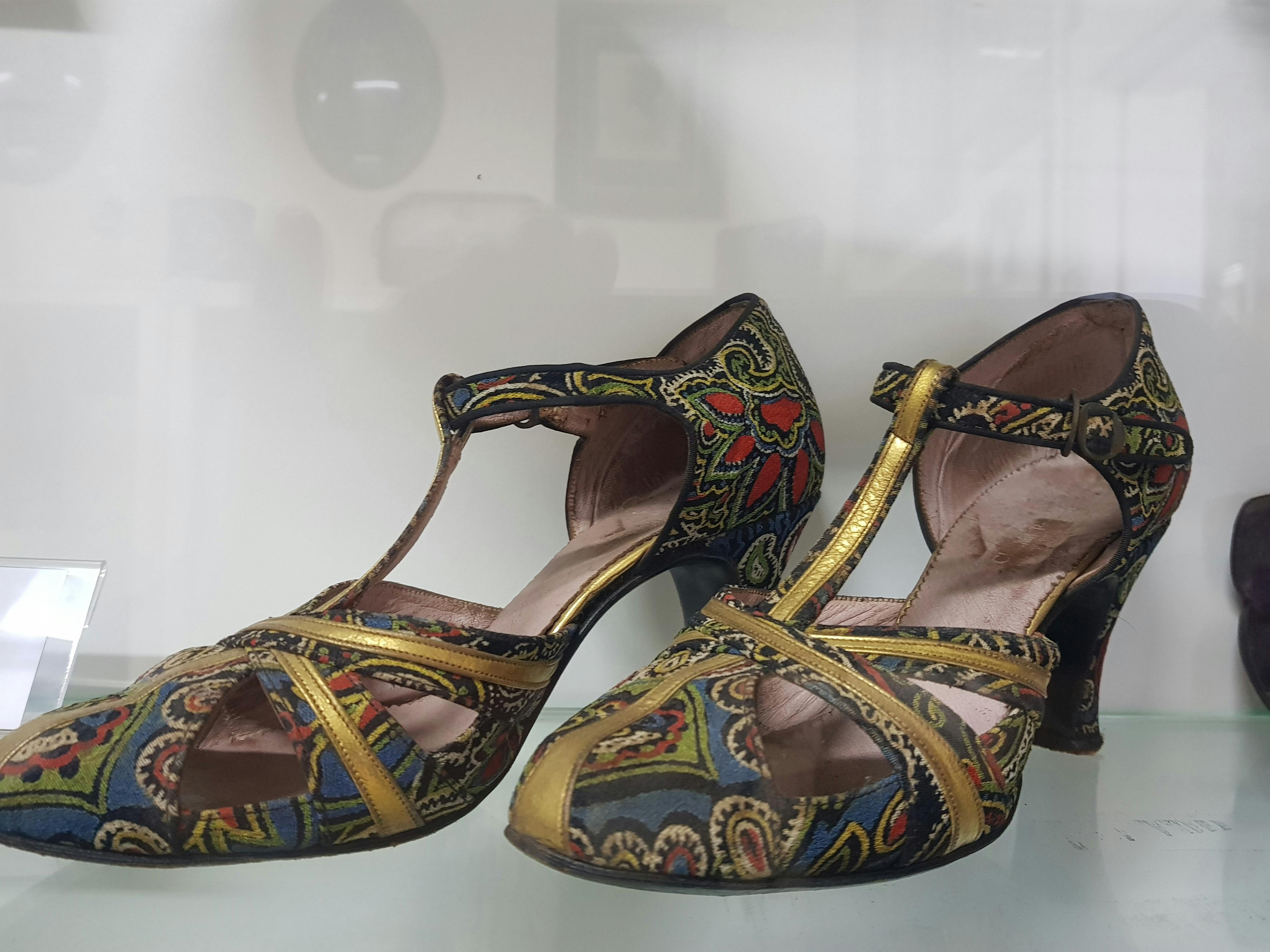 Dress shoes from the 1940's