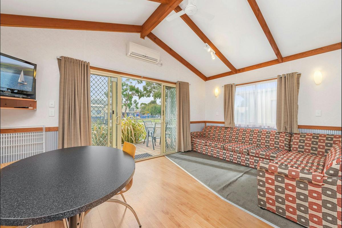 Lounge Area Spa Cabin