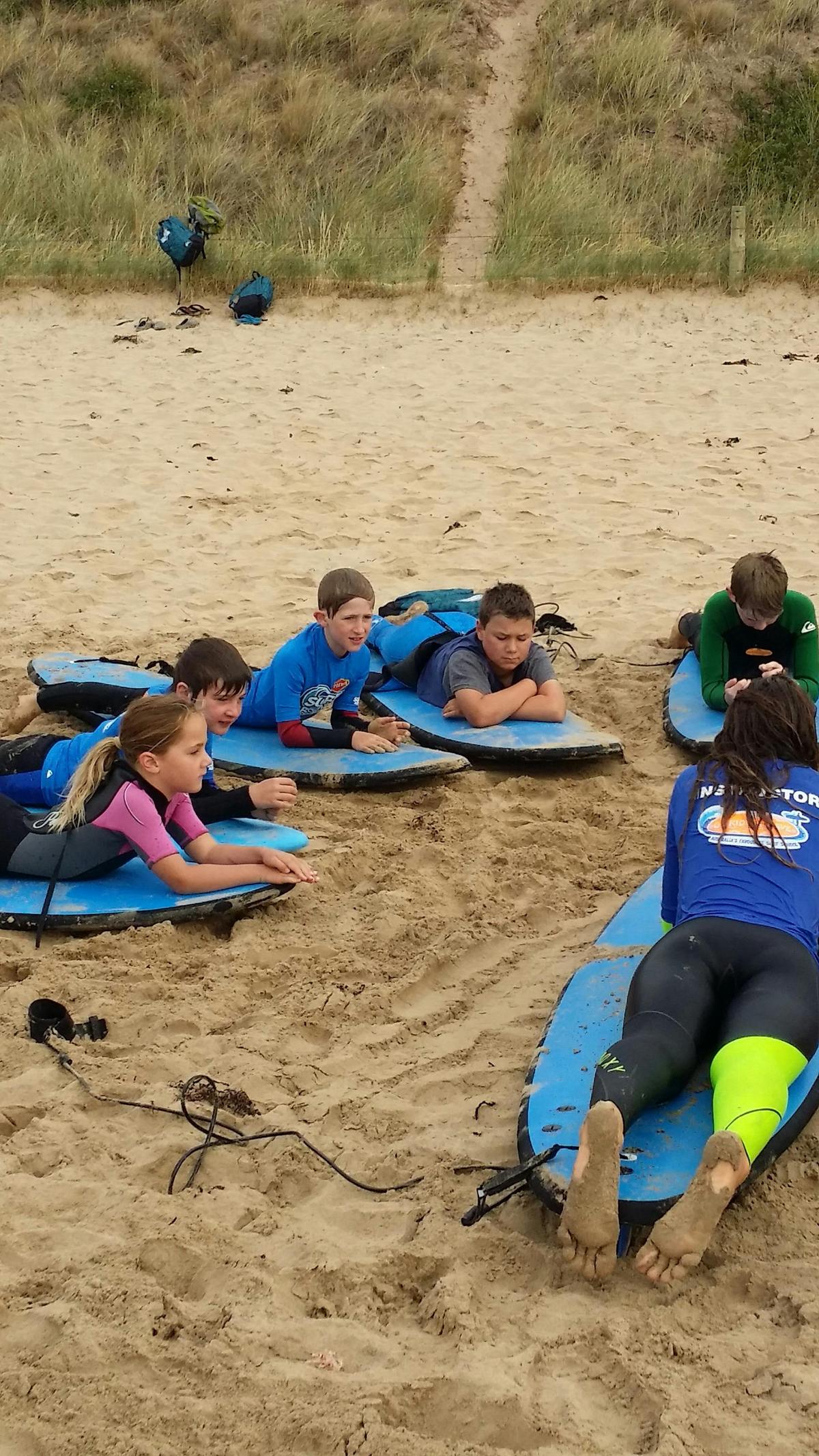 Learn to Surf Tour