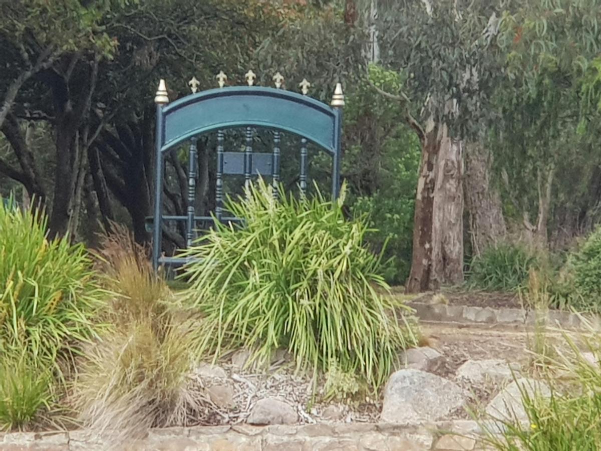 Mornington Peninsula Around The Bay